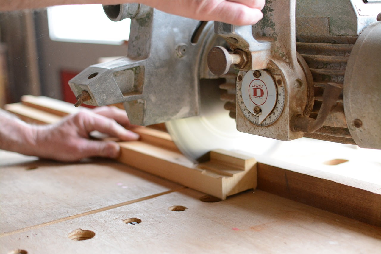 Furniture & Fitting